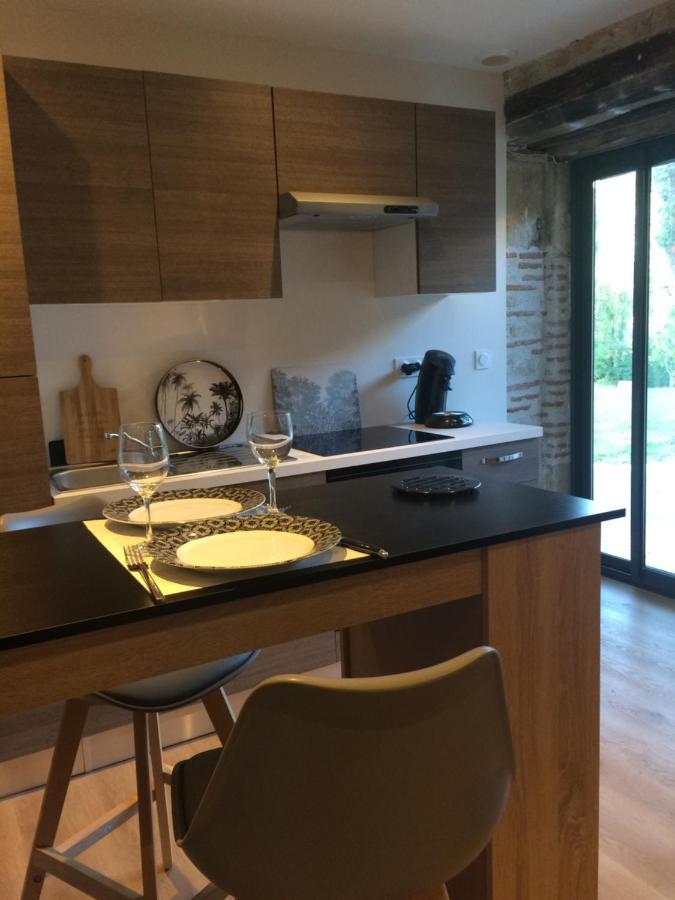 Petit Loft Ideal, Tourisme Et Affaires Ledat エクステリア 写真
